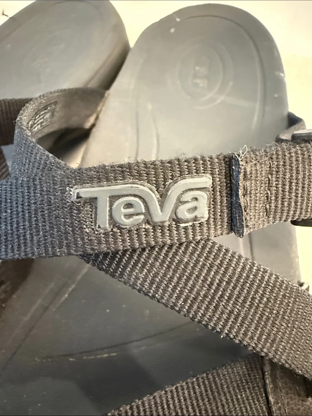 Teva Women's Black Cross-Strap Slide Sandals size 8
